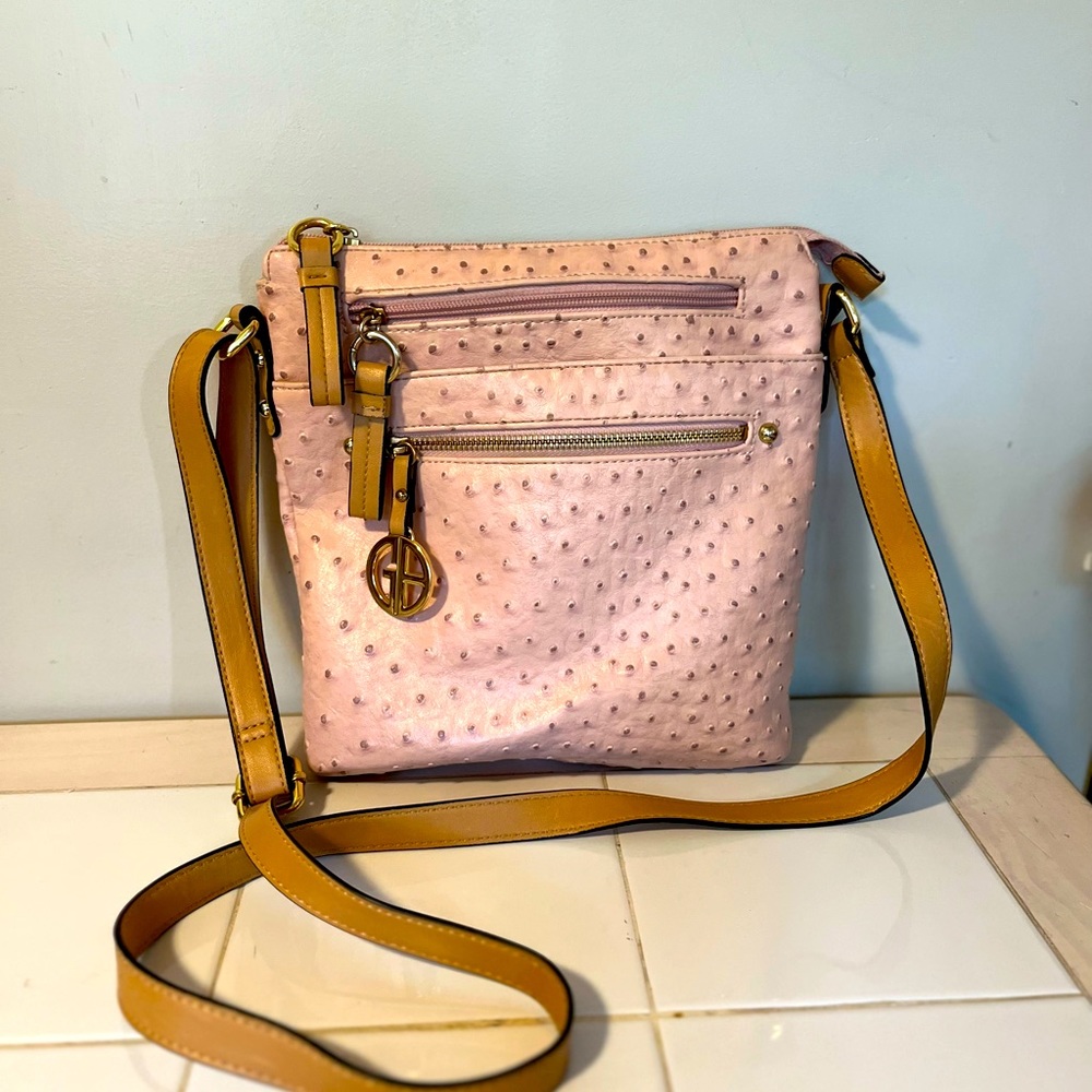 Giani Bernnini faux ostrich Crossbody